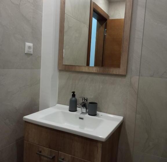 استودیوی لوکس, President Kop Apartman 106