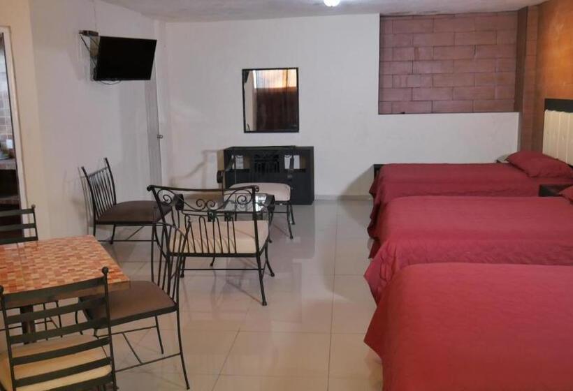 ファミリーステューディオ, Bungalows Dubai De Miramar