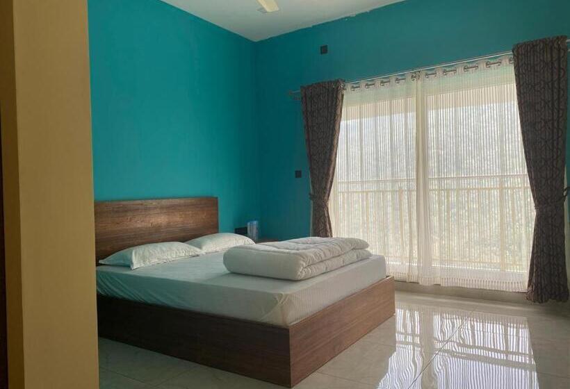 带阳台的豪华间, Earth Lounge Resort