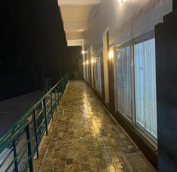 豪华套房, Earth Lounge Resort