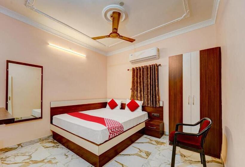 Трехместный Номер Классика, Oyo Flagship Relax Inn