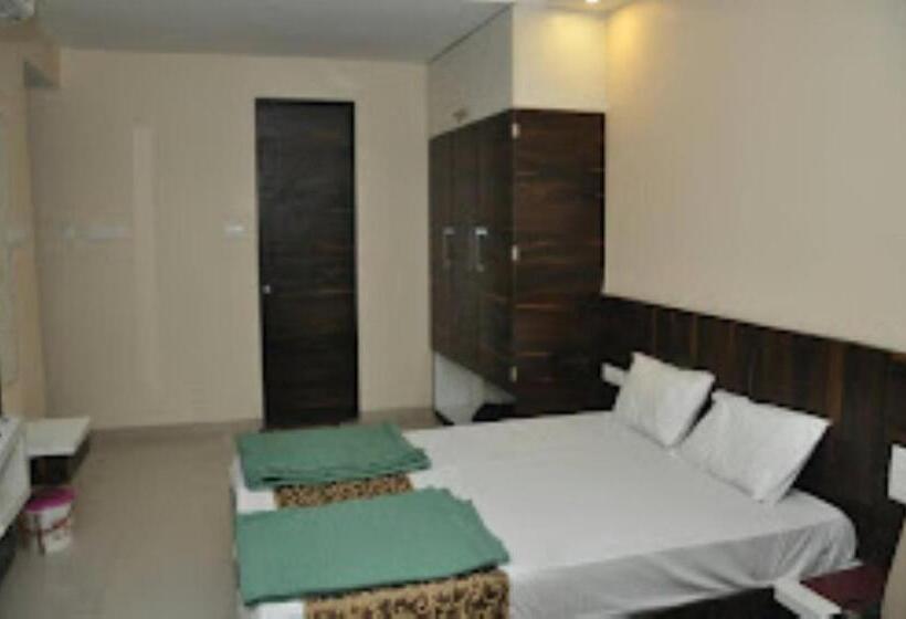 Номер Superior, Rich Palace, Jalgaon