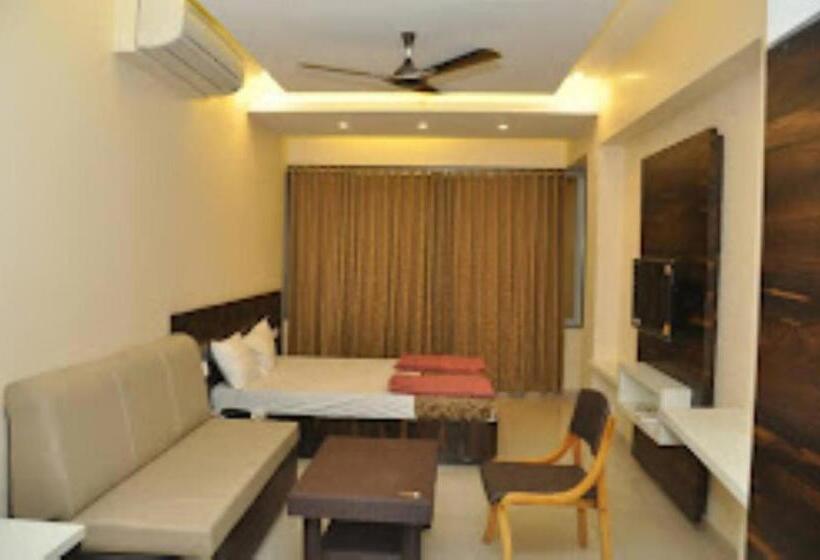Номер Superior, Rich Palace, Jalgaon