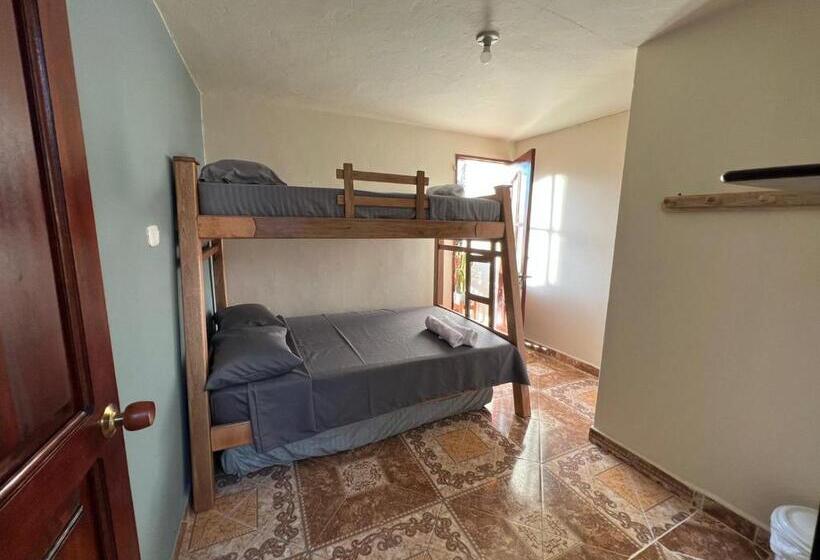 اتاق استاندارد چهار تخته, Hostal La Casa De Los Sueños