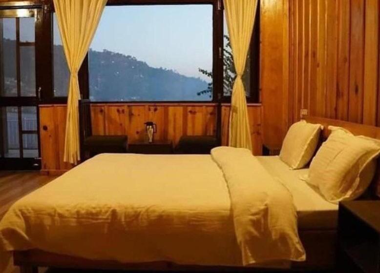 سوییت خانوادگی, Anant Vilas Resort
