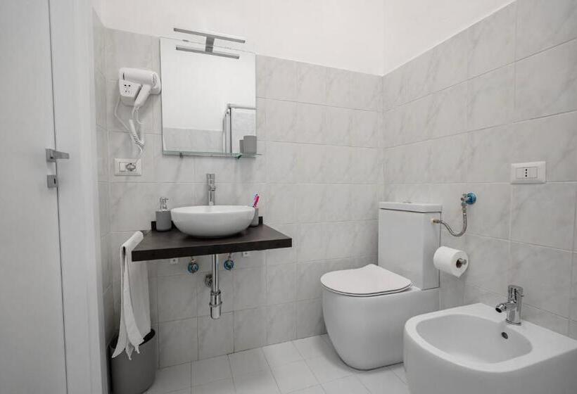 家庭间, Giufrania Suite