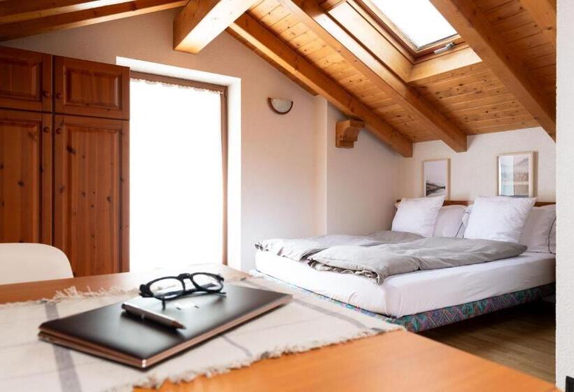 استودیو استاندارد با بالکن, Chalet Ginepro