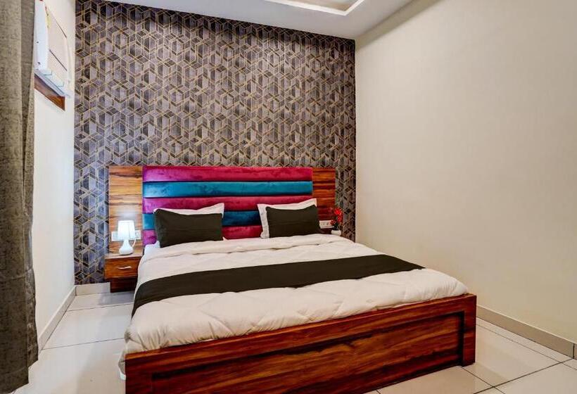 Трехместный Номер Классика, Collection O Amit Legagcy Resort