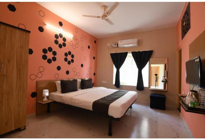 اتاق استاندارد, Emerald Inn
