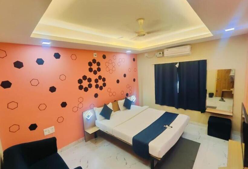 اتاق استاندارد, Emerald Inn