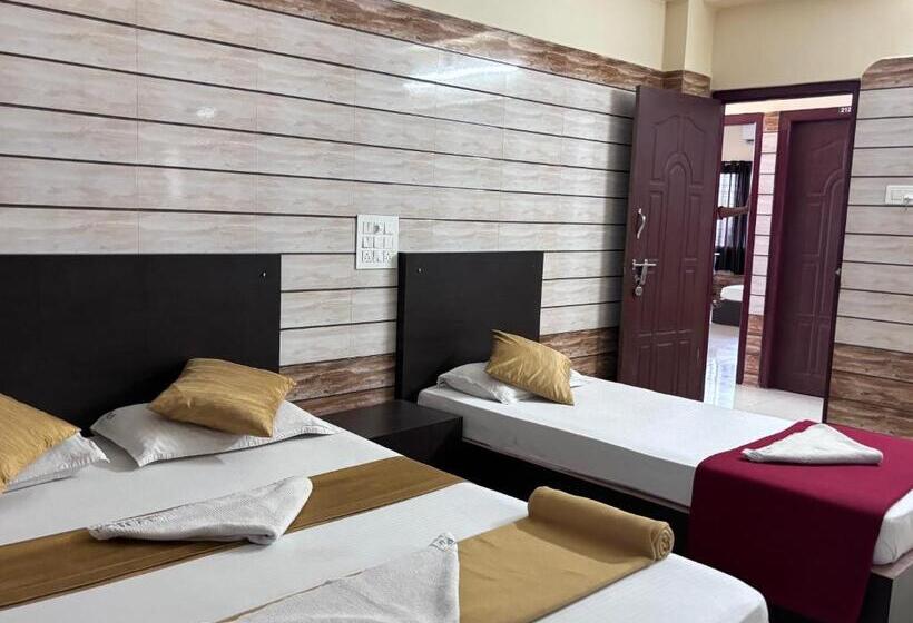 Трехместный Номер Комфорт, Yamuna Vihar Toursit Home