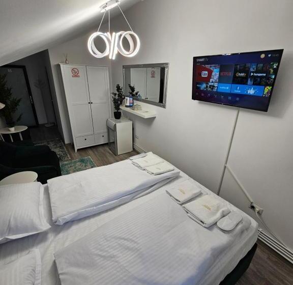 디럭스 트리플 룸, Perfect Villa Ploiesti