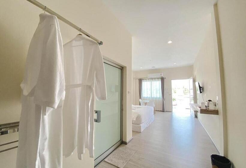 디럭스 룸, At Pream&chan Resort แอท เปรมแอนด์จันทร์ รีสอร์ท