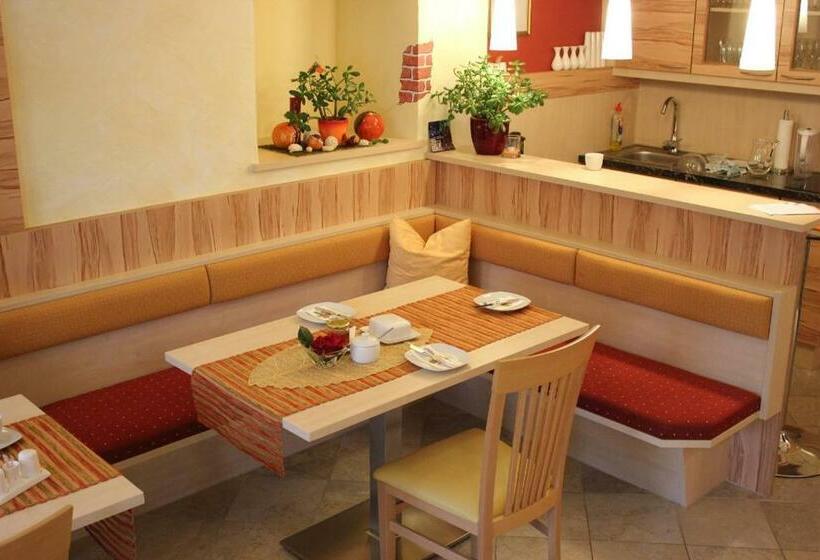 Номер Basic, Privatzimmer Langthaler