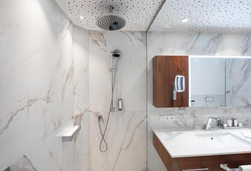 سوئیت رویال, Trofana Royal 5 Sterne Superior Resort
