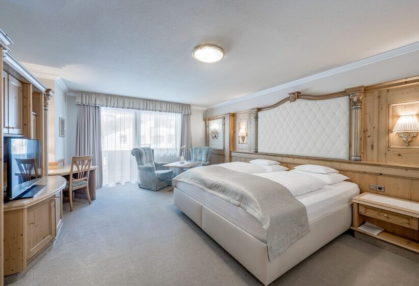 اتاق لوکس, Trofana Royal 5 Sterne Superior Resort