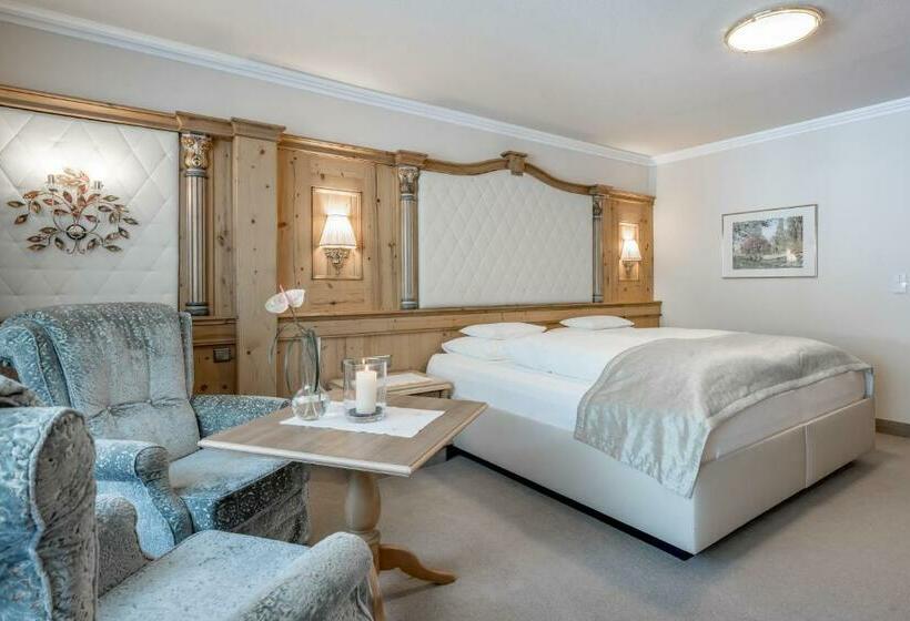 اتاق لوکس, Trofana Royal 5 Sterne Superior Resort