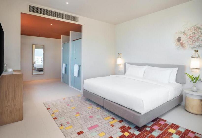 اتاق استاندارد با تخت بزرگ, Centara Ayutthaya