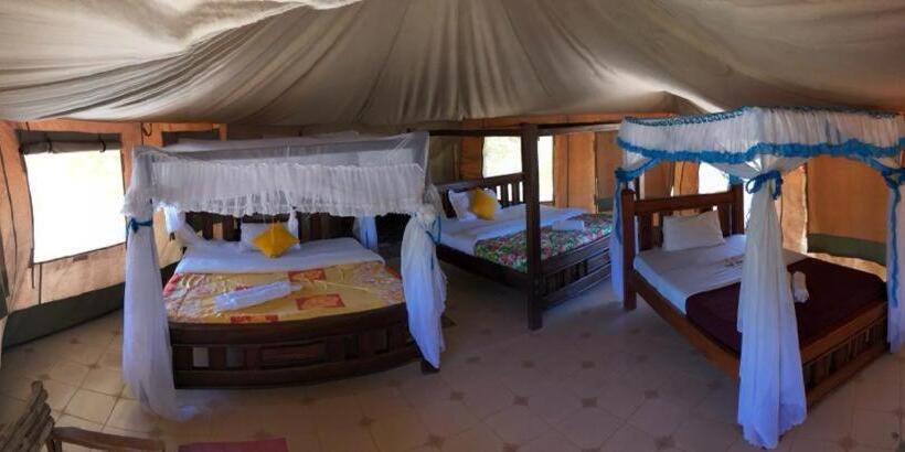 اتاق استاندارد سه نفره, Eco Mara Tented Camp
