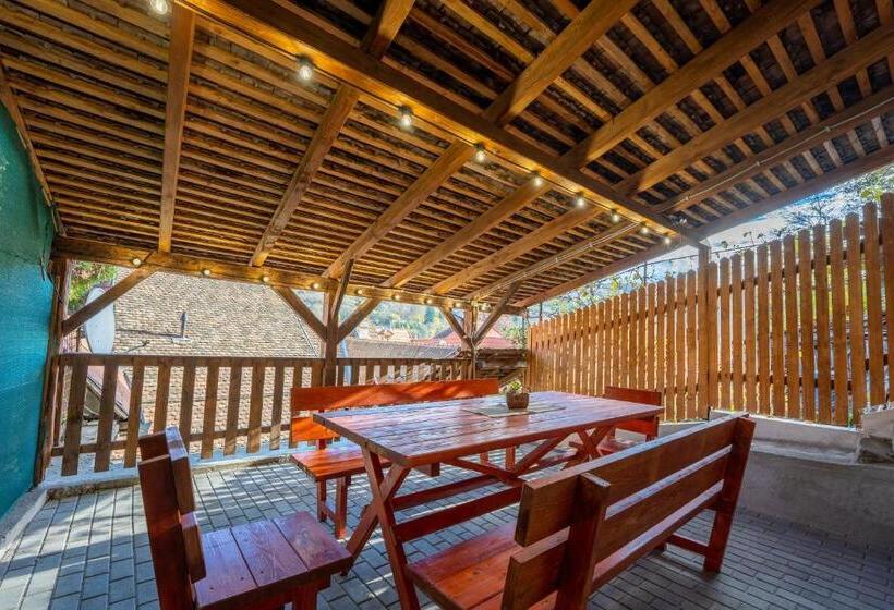 سوییت خانوادگی, Casa Maya Transilvania