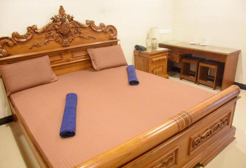 اتاق لوکس, White Palace Colombo