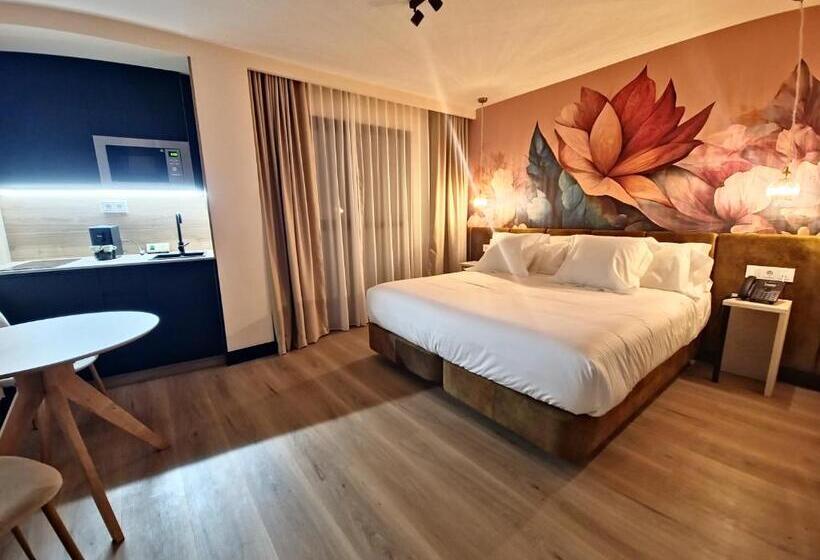 Студия Стандарт, Suites Moma Centro