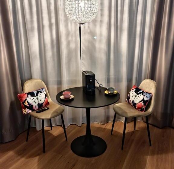 Люкс Повышенной Комфортности, Suites Moma Centro