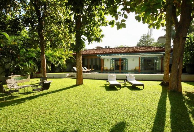 Вилла 3 Спальни, Villa Apsara By Avant Garde