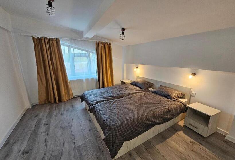 اتاق استاندارد سه نفره, Didi Apartament