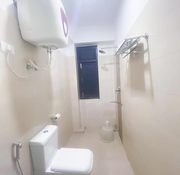 اتاق لوکس, Roomshala Bhumzang Hotel   Amazing View