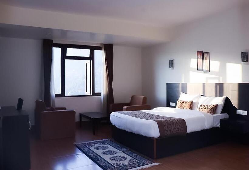 اتاق لوکس, Roomshala Bhumzang Hotel   Amazing View