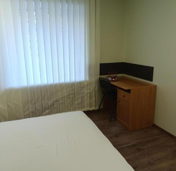 اتاق اکونومی, Hostel Krone Gok Zatishok