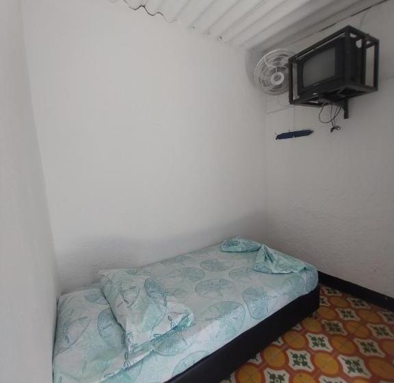 اتاق استاندارد یک نفره, Guaipa
