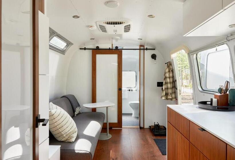 Номер Стандарт, Autocamp Asheville