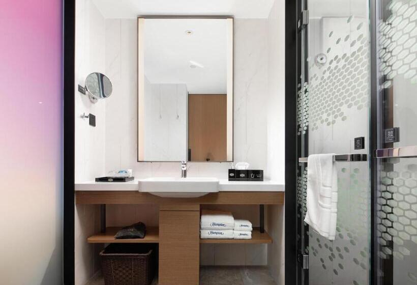اتاق لوکس, Hampton By Hilton Shenzhen Baoan Stadium