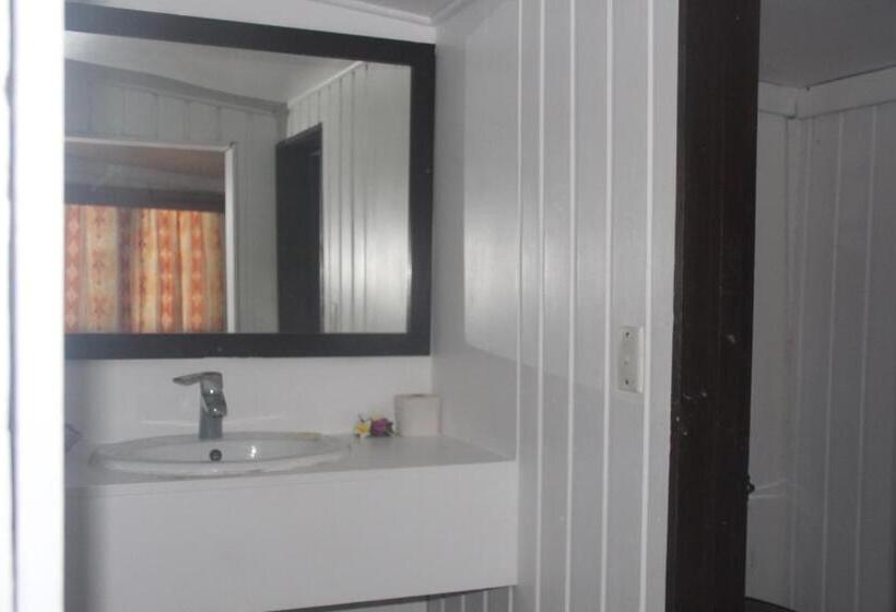 패밀리 룸, Mana Backpackers And Dive Resort