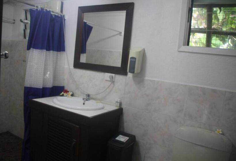 Номер Economy, Mana Backpackers And Dive Resort