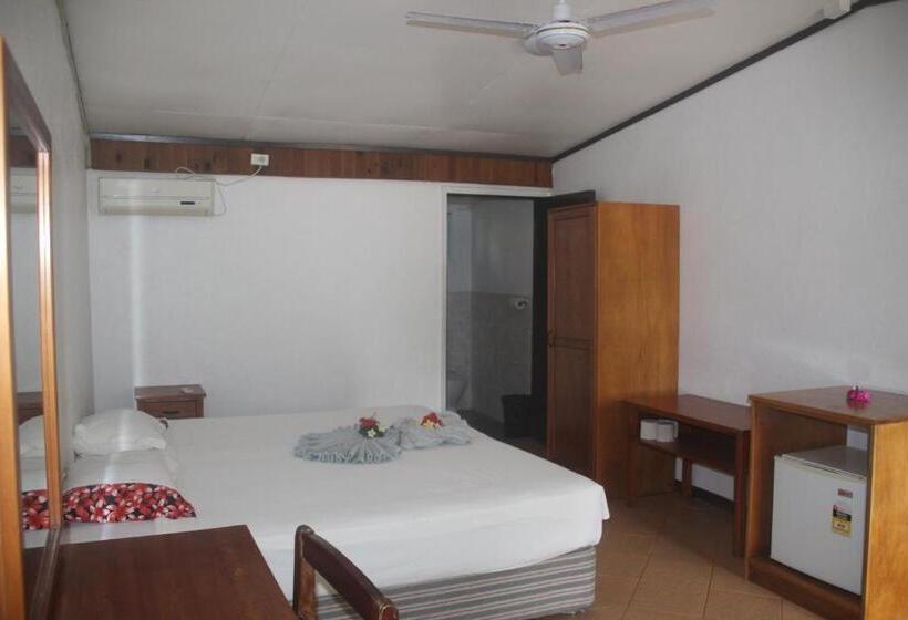 이코노미 룸, Mana Backpackers And Dive Resort