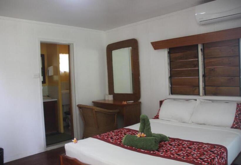 디럭스 룸, Mana Backpackers And Dive Resort
