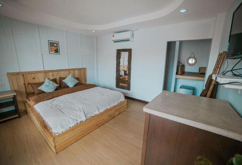 Стандартный Номер Кровать Кинг, Kirin Pool View Kohlarn