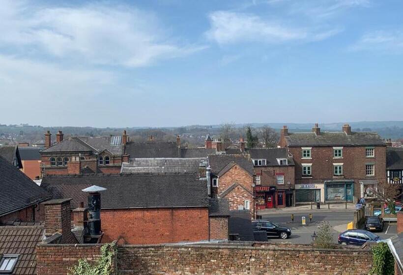 Дом 2 Спальни, Market Place Serviced Apartments, Leek