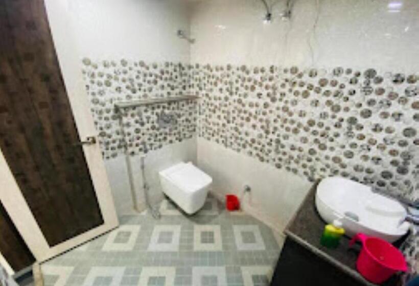 标准间, Sri Balajee Bihar