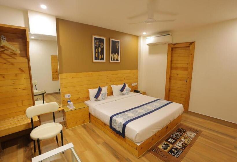 스탠다드 룸 킹사이즈 침대, The Grand Uddhav  A Boutique
