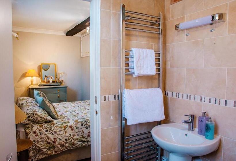 Дом 3 Спальни, Whispering Place In The Heart Of Bewdley
