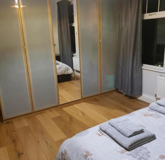 Номер Deluxe, Daniari Guest Rooms