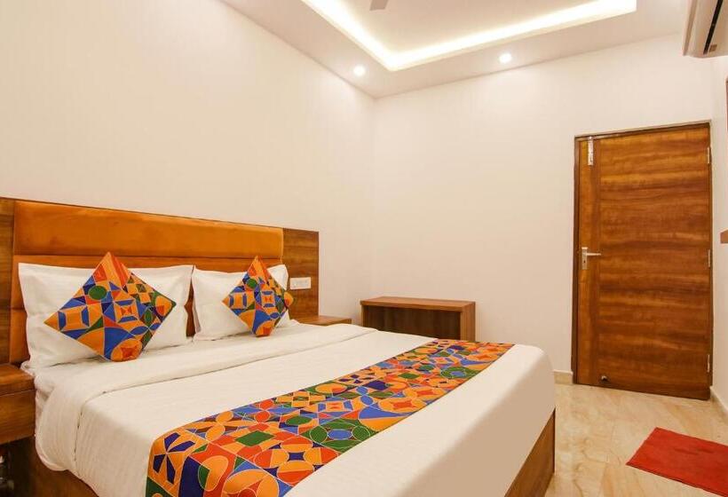 اتاق لوکس, Fabhotel Ambassador