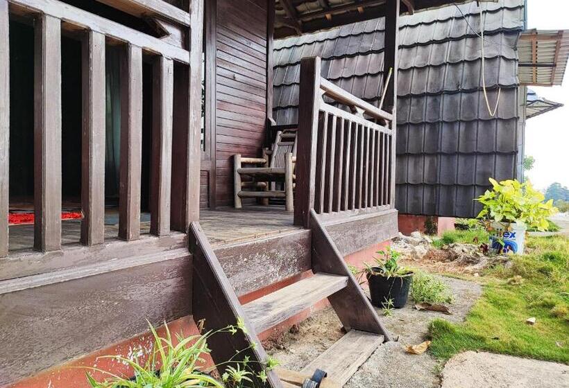Семейный Номер, Arafah Resort @ Danau Kerinci Jambi Redpartner