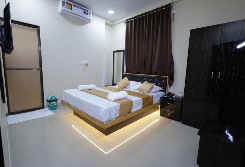 Номер Deluxe, Aravi Inn