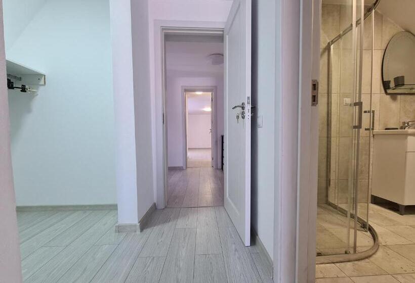 Стандартный Номер Кровать Кинг, Margareta S House