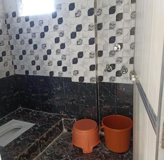 חדר סטנדרט עם מיטת קינג, Shree Shiv Tara Guest House